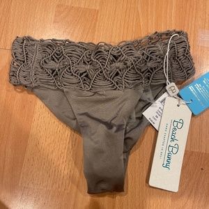 Beach bunny bikini bottoms